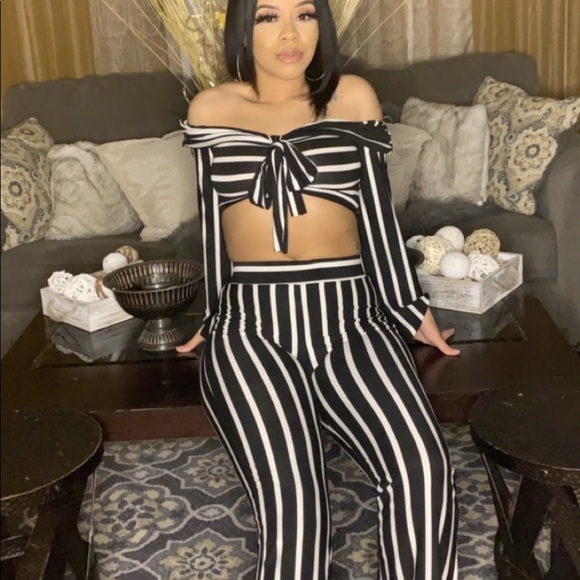 2 Piece Set - Picture 3 of 4